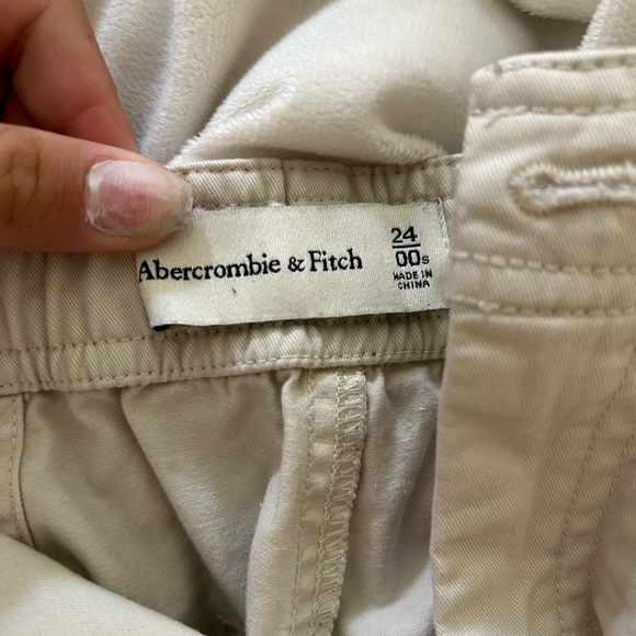 abercrombie & fitch cream cargo pants - Picture 3 of 6